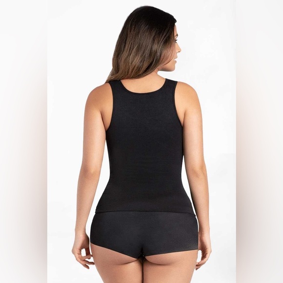 NWT Curveez Essential Square Neck Control Tank, Size XL (14/16), Black - Picture 3 of 10